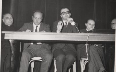 Convegno ex-allievi 1968 – Sul lato destro don L’Arco